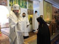 Архиепископ Артемий совершил воскресную литургию в епархиальном женском монастыре