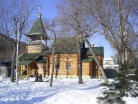 Ежедневно в храме св. Александра Невского служатся молебны для семей военнослужащих