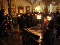 Архиепископ Феодор совершил вечерню с чином прощения в Свято-Троицком кафедральном соборе