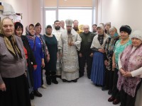 Архиепископ Феодор совершил Божественную литургию и панихиду в п. Коряки
