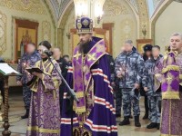 Архиепископ Феодор совершил молебен для сотрудников Росгвардии
