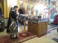 Владыка Феодор совершил Литургию Преждеосвященных Даров в Камчатском Морском соборе