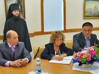 Подписание соглашения о сотрудничестве между Епархией и Палатой Уполномоченных в Камчатском крае