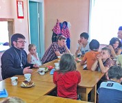 Иерей Николай Пендюков посетил детский загородный оздоровительный лагерь п. Усть-Камчатск
