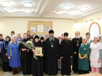 Архиепископ Артемий поздравил с 65-летием главного бухгалтера Епархиального управления монахиню Серафиму (Белозерову)