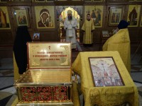 Ковчег с мощами новомучеников и исповедников Церкви Русской в кафедральном соборе