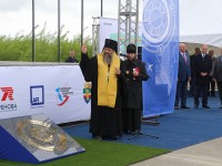 Архиепископ Артемий совершил освящение памятного знака «Нулевой километр камчатского авиапассажира» на месте строительства нового аэропорта