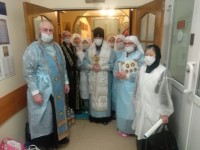 В праздник Крещения Архиепископ Феодор посетил онкологический центр