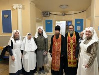 В Светлую седмицу Архиепископ Феодор посетил военный госпиталь