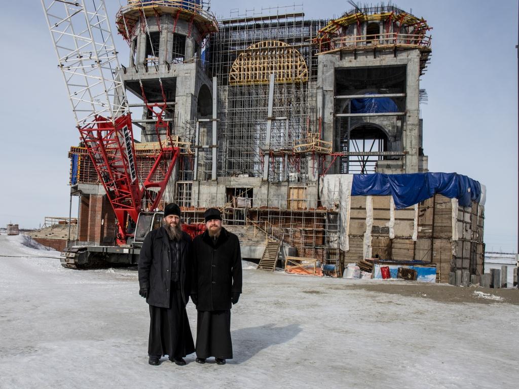 Владыка Артемий в Салехарде-4