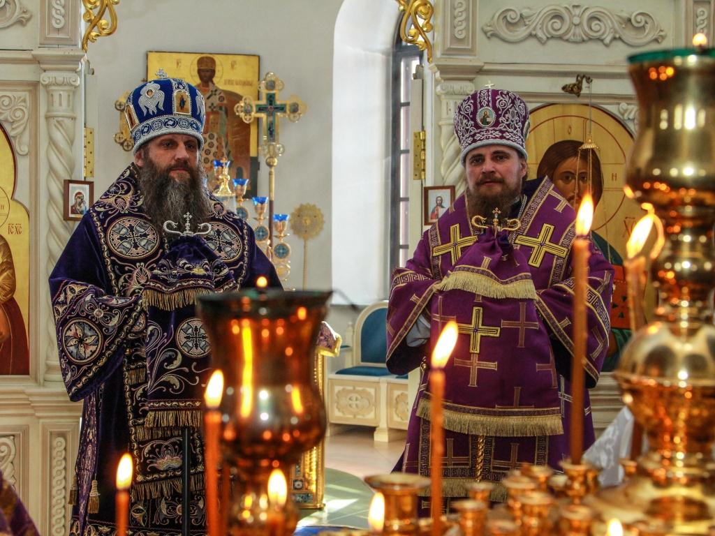 Владыка Артемий в Салехарде-6