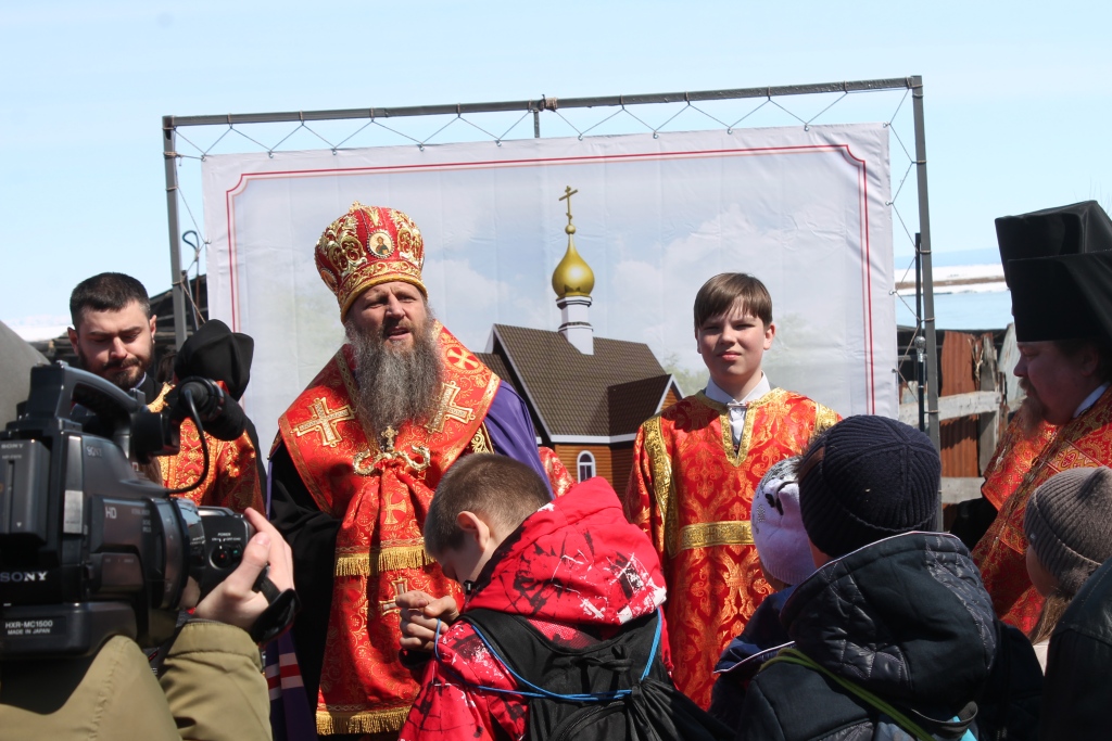 октябрь Молебен в поселке Октябрьский