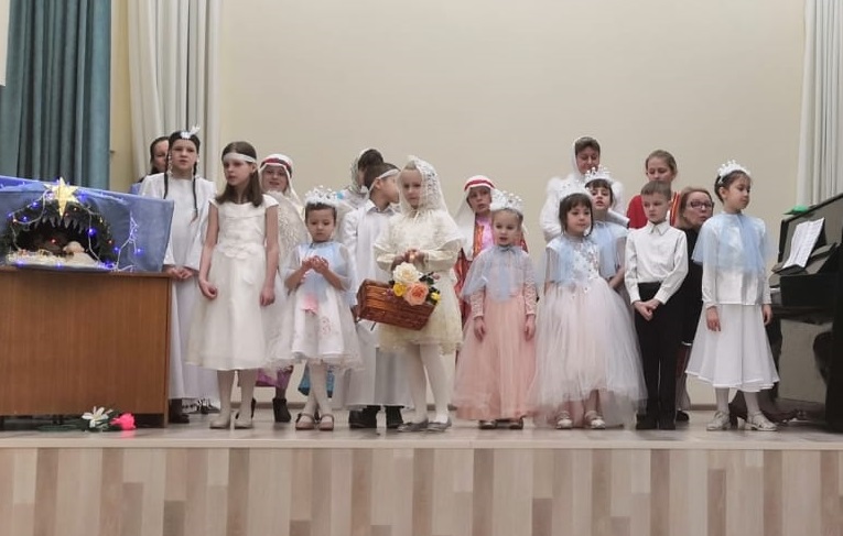 Выступление Воскресной школы Морского собора п. Ягодный