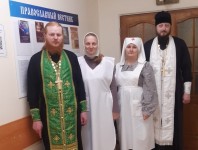 Священнослужители епархии посетили Краевой онкодиспансер