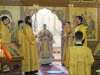 Управляющий епархией совершил Божественную литургию в Кафедральном соборе
