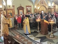 В Неделю 17-ю по Пятидесятнице Архиепископ Феодор совершил Божественную литургию в Кафедральном соборе