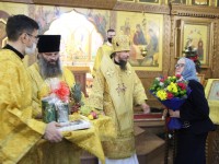 Архиепископ Феодор поздравил с юбилеем сотрудницу епархиальной газеты «Наша Камчатка»