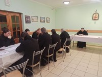 Занятия для монашествующих проводятся в Свято-Пантелеимоновом мужском монастыре
