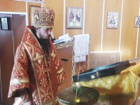 Архиепископ Феодор совершил Божественную литургию в скиту мужского монастыря