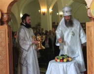 В Праздник Преображения Господня Епископ Петропавловский и Камчатский Артемий совершил праздничную Божественную литургию