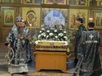 Архиепископ Артемий совершил богослужения великой субботы