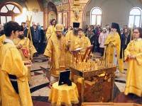 Архиепископ Феодор совершил Божественную литургию и панихиду в годовщину преставления архимандрита Наума ко Господу