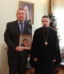 Архиепископ Феодор поздравил Сергея Потапова, избранного на должность Главы Вилючинского городского округа