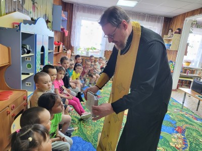 018
