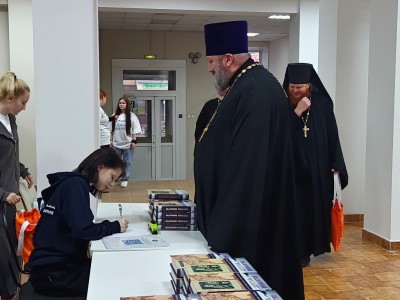 06